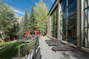 Renovated Condo In West Keystone With Balcony, Hot Tub, Pool Free Shuttle To Slopes!